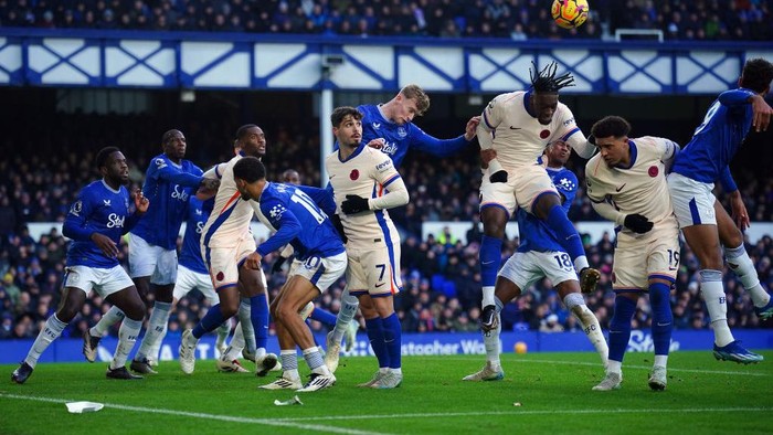 Chelseas Axel Disasi heads the ball during the Premier League match at Goodison Park, Liverpool. Picture date: Sunday December 22, 2024. (Photo by Peter Byrne/PA Images via Getty Images)