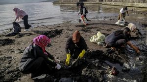 Aksi Bersih-bersih Sampah di Benteng Kalamata Ternate