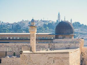 Kisah Pembebasan Baitul Maqdis oleh Shalahuddin Al-Ayyubi di Bulan Rajab Kisah Pembebasan Baitul Maqdis oleh Shalahuddin Al-Ayyubi di Bulan Rajab