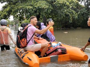 Cerita Turis di Legian Air Masuk Vila hingga Setinggi Perut Saat Banjir Cerita Turis di Legian Air Masuk Vila hingga Setinggi Perut Saat Banjir