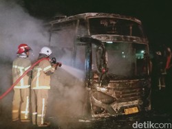 Bus Wisata Terbakar di Delanggu Klaten Baru Pulang dari Masjid Zayed Solo