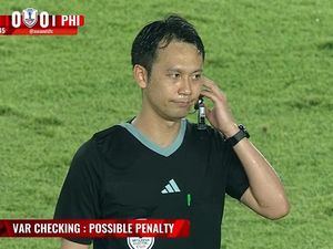 Sosok Koji Takasaki, Wasit Indonesia Vs Filipina yang Kartu Merah Ferarri Sosok Koji Takasaki, Wasit Indonesia Vs Filipina yang Kartu Merah Ferarri