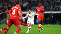 Kylian Mbappe sejauh ini sudah kemas 13 gol dan tiga assist dari 23 laga. Nggak buruk-buruk amat, kan? (Getty Images)