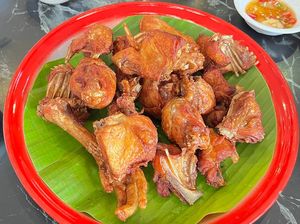 Resep Ayam Goreng Thailand yang Krispi Garing dan Gurih Resep Ayam Goreng Thailand yang Krispi Garing dan Gurih