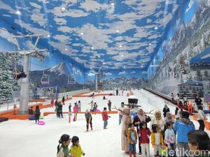 Libur Nataru Enaknya ke Trans Snow World Surabaya, Tiket Hanya Rp 125 Ribu Libur Nataru Enaknya ke Trans Snow World Surabaya, Tiket Hanya Rp 125 Ribu