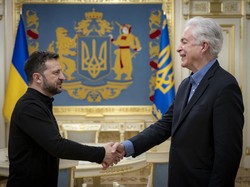 Zelensky Unggah Pertemuan dengan Direktur CIA di Ukraina