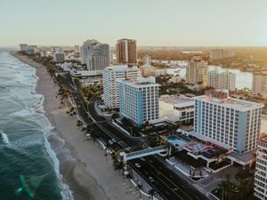 Gedung-gedung Pencakar Langit Alami Penurunan Tanah 8 Cm, Pertanda Apa? Gedung-gedung Pencakar Langit Alami Penurunan Tanah 8 Cm, Pertanda Apa?