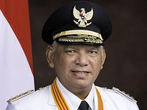 Awang Faroek Tutup Usia, Kasus Dihentikan KPK Awang Faroek Tutup Usia, Kasus Dihentikan KPK