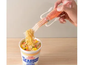 Lucu! Merek Mie Instan Ini Punya Garpu Berbentuk Cumi-cumi Lucu! Merek Mie Instan Ini Punya Garpu Berbentuk Cumi-cumi