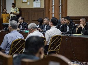 Negara Rugi Rp 300 T di Kasus Timah, Mengalir ke Mana Saja? Negara Rugi Rp 300 T di Kasus Timah, Mengalir ke Mana Saja?