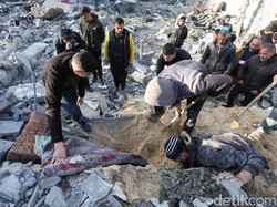 Israel Serang Gaza Usai Kesepakatan Gencatan Senjata, 82 Orang Tewas