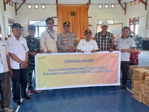 Anak Usaha MDKA Bagikan Paket Bantuan ke Korban Banjir di Gorontalo Anak Usaha MDKA Bagikan Paket Bantuan ke Korban Banjir di Gorontalo