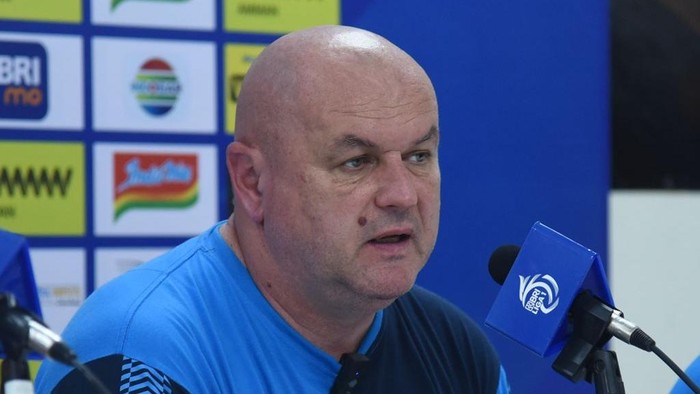 Pelatih Persib Bandung Bojan Hodak.
