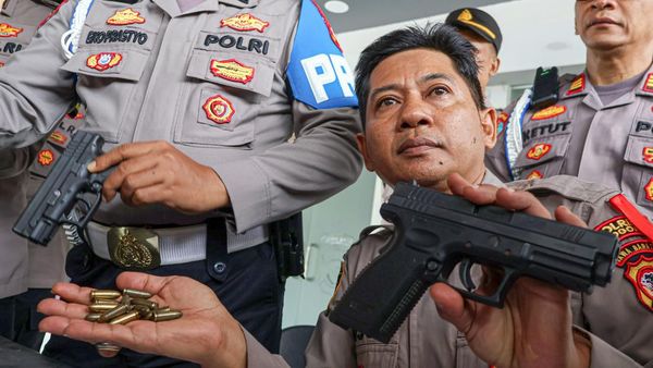 Senjata Api Milik Anggota Polres Bogor Diperiksa