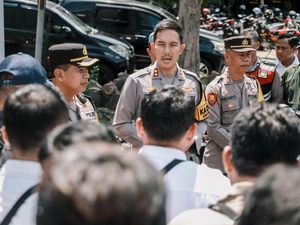 Senpi Personel Polres Jombang Diperiksa Propam, Ini Hasilnya Senpi Personel Polres Jombang Diperiksa Propam, Ini Hasilnya