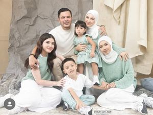 Pemotretan Irish Bella-Haldy Sabri & 4 Anak, Kompak Pakai Warna Earth Tone Pemotretan Irish Bella-Haldy Sabri & 4 Anak, Kompak Pakai Warna Earth Tone