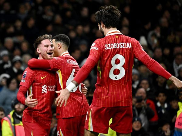 Pesta Gol Liverpool ke Gawang Tottenham Hotspur