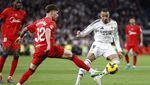 Real Madrid Bungkam Sevilla, Salip Barcelona