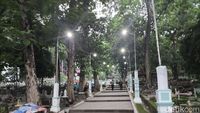 Potret Situs Makam Syekh Dzatul Kahfi Cirebon