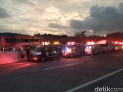 Bus SMP Bogor Tabrak Truk di Tol Pandaan-Malang Hendak ke Kampung Inggris