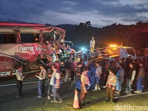 Jatim Sepekan: Pemuda Mojokerto Terjun ke Sungai-Balita Hanyut di Selokan Jatim Sepekan: Pemuda Mojokerto Terjun ke Sungai-Balita Hanyut di Selokan
