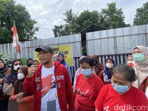 Warga di Depok Demo Tolak Insinerator Sampah: Asapnya Mengganggu!