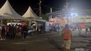 Potret Kepadatan Arus Mudik Nataru di Pelabuhan Nusantara Parepare