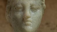 Potret Artefak Kepala Marmer Diduga Kuat Wajah Asli Cleopatra