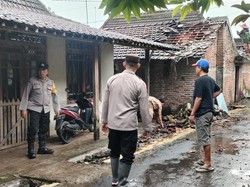 Puting Beliung Ngamuk di Kropyak Pati, Belasan Rumah Rusak