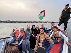 Kisah Penulis Ayu Aida, Membangun Semangat Palestina