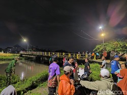 Kronologi Balita Hilang Terseret Arus Selokan di Surabaya