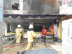 Gerai Ayam Bakar Dekat Kampus UIN Ciputat Kebakaran Akibat Kebocoran Gas