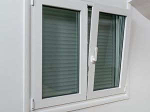 Bahaya Jendela Kos-kosan Menghadap ke Dalam Ruangan Bahaya Jendela Kos-kosan Menghadap ke Dalam Ruangan