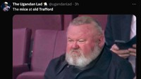Kali ini Wayne Rooney tua yang diledek sebagai pengerat di Old Trafford. (Foto: Twitter @ugandalad)