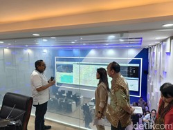 Menkomdigi Tinjau Kesiapan Jaringan Jelang Natal dan Tahun Baru