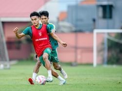 Kembalinya Mikael Tata Buat Lini Belakang Persebaya Makin Kompetitif Kembalinya Mikael Tata Buat Lini Belakang Persebaya Makin Kompetitif