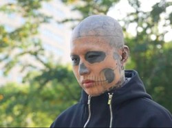 Penyesalan Bertahun-tahun Usai Gambar Tato Tengkorak di Wajah