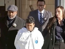 Pria Bakar Wanita hingga Tewas di Kereta New York Ternyata Imigran Ilegal