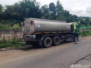 Truk Tangki Cairan Kimia Tumpah, Polisi Usut Dugaan Sopir Lalai Truk Tangki Cairan Kimia Tumpah, Polisi Usut Dugaan Sopir Lalai