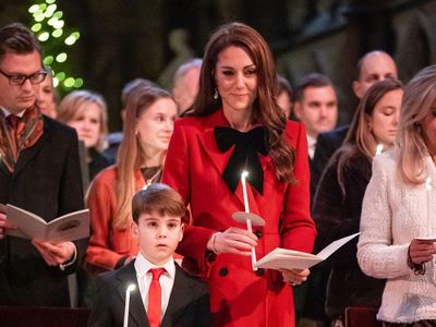 Foto: Kate Middleton Syahdu Rayakan Natal Setelah Sembuh dari Kanker