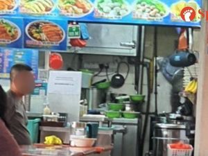Minta Mangkuk Kosong di Kedai, Pria Ini Dikenal Biaya Tambahan Minta Mangkuk Kosong di Kedai, Pria Ini Dikenal Biaya Tambahan