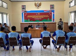 Enam Warga Binaan Lapas Sumbawa Dapat Remisi Natal 2024 Enam Warga Binaan Lapas Sumbawa Dapat Remisi Natal 2024