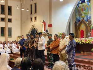 Malam Misa Natal di Bangka Belitung Penuh Khidmat dan Suasana Kondusif Malam Misa Natal di Bangka Belitung Penuh Khidmat dan Suasana Kondusif