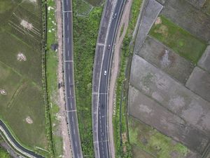 Daftar Lengkap Tol yang Dibuka Gratis Selama Libur Nataru