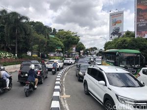Padatnya Malioboro-Parangtritis Kala Libur Natal Padatnya Malioboro-Parangtritis Kala Libur Natal