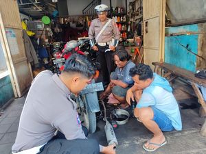 Bengkel di Surabaya Diimbau Tak Layani Knalpot Brong Jelang Tahun Baru Bengkel di Surabaya Diimbau Tak Layani Knalpot Brong Jelang Tahun Baru