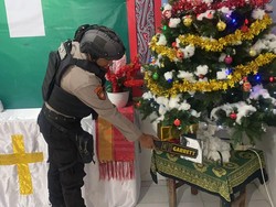 Polisi Bojonegoro Lakukan Sterilisasi Gereja Amankan Ibadah Natal