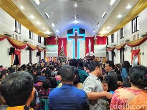 Ibadah Natal di Gereja HKBP Sei Agul Medan Berjalan Khidmat dan Penuh Sukacita