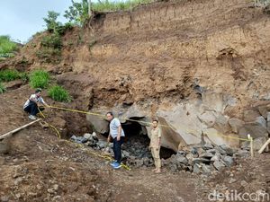 Polisi Tutup Tambang Ilegal Pemicu Lahan Pertanian di Kota Batu Ambles Polisi Tutup Tambang Ilegal Pemicu Lahan Pertanian di Kota Batu Ambles