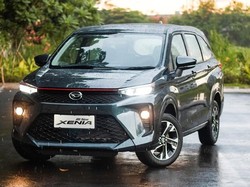 Tips Aman Berkendara Mobil saat Musim Hujan